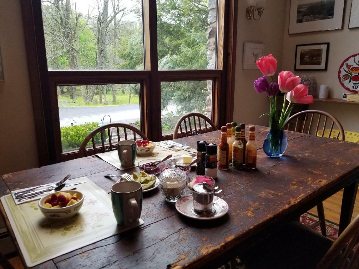 Hawk Mountain Bed & Breakfast Kempton Exterior photo